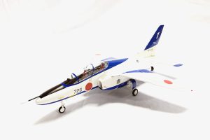 東京)ウイングクラブ　WING CLUB 1/32 川崎 T-4 ブルーインパルス 戦闘機 模型 モデル不明