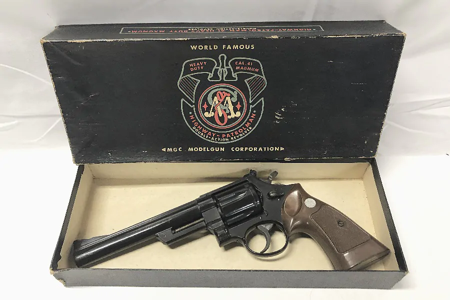 MGC ABS樹脂製モデルガン 44 MAGNUM 6.1/2”model