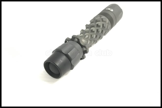 SUREFIRE/シュアファイア PORCUPINE L6 フラッシュライト実物 ...