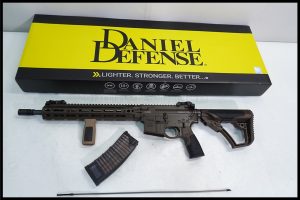 「EMG X T8 DANIEL DEFENSE DDM4A1 RIII ガスブローバック TAN DD.1104 BR」買取実績