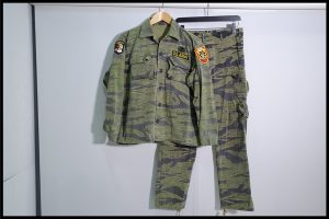 「MASH マッシュ TYPE II BDU 上下セット タイガーストライプ サイズA-M/A-S」買取実績