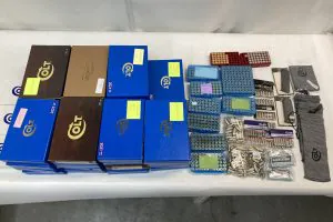 ELANなどモデルガン200点以上、ホルスター、その他モデルガンパーツ 730点 買取実績